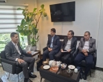  دیدار مدیر کل دفتر امور شهری و شوراهای استانداری یزد، شهردار و رئیس شورای اسلامی شهر احمدآباد با مدیران ارشد سازمان شهرداریها و دهیاری‌های کشور